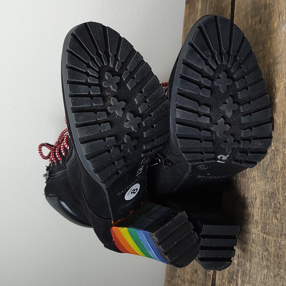 Upcycled! Fun Painted Rainbow Heel Chunky Vegan Booties Size 8 - Picture 10 of 14
